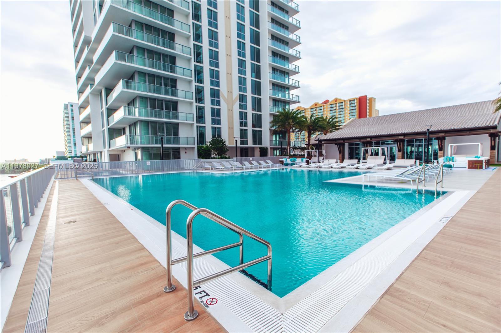 5-1506 2 / 3 1524 кв.футов $ 2026-03-06 0 Фото