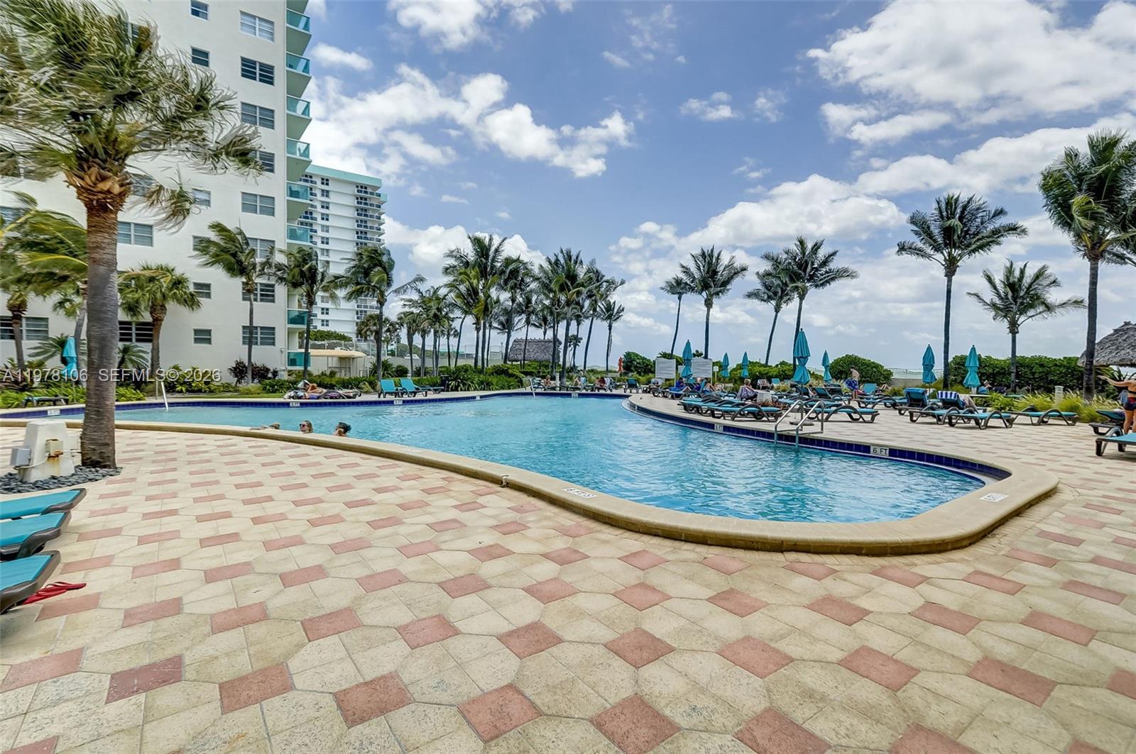 Photo of 3801 Ocean Dr  #4R, Hollywood, Florida, 33019 - 