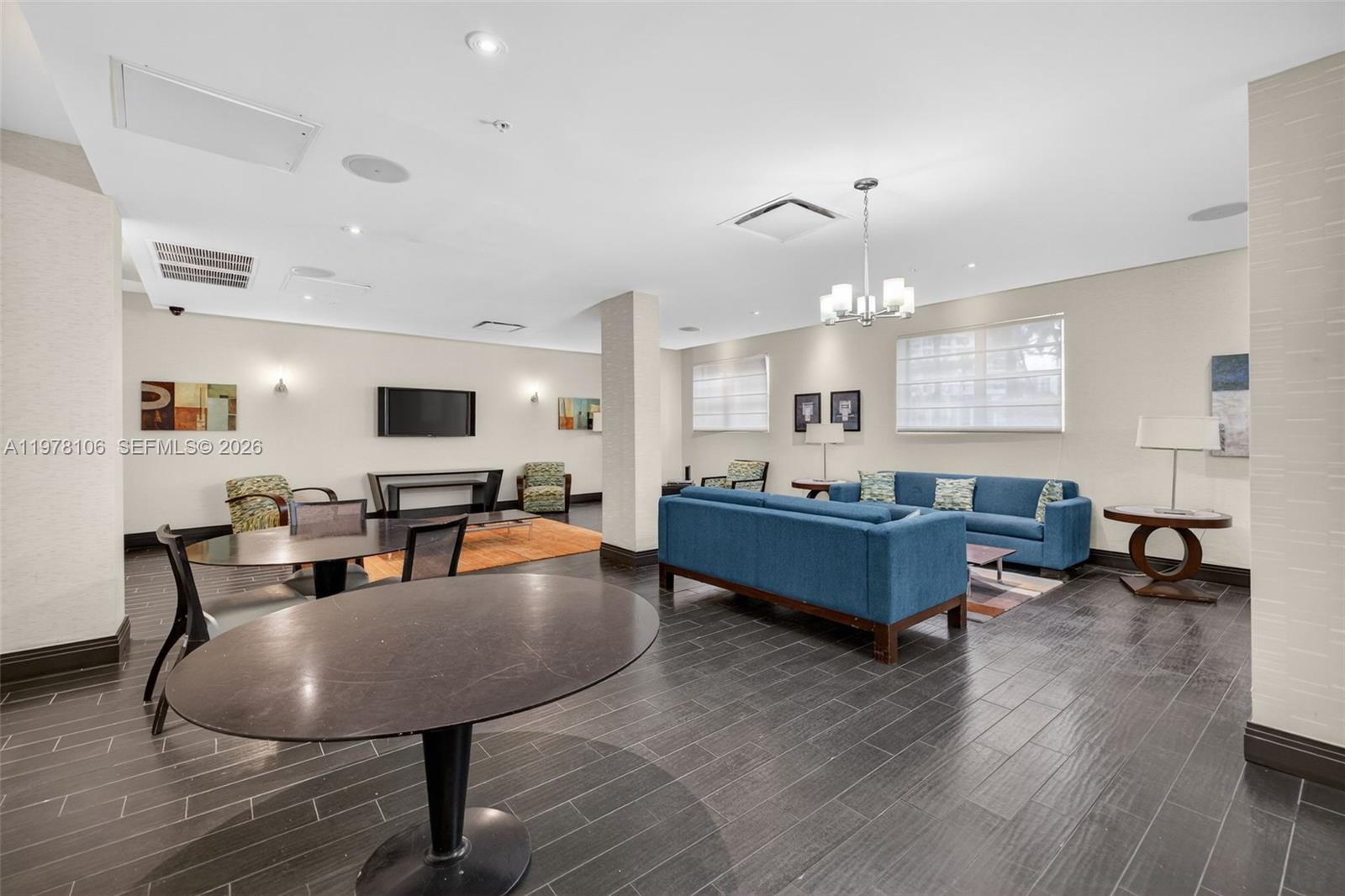 Photo of 3801 Ocean Dr  #4R, Hollywood, Florida, 33019 - 