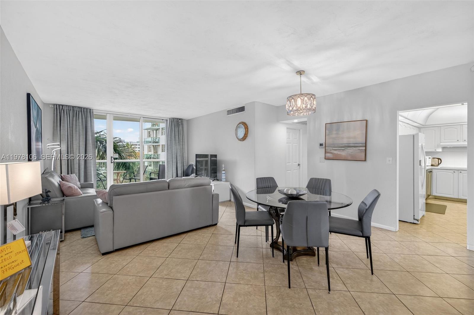 Photo of 3801 Ocean Dr  #4R, Hollywood, Florida, 33019 - 