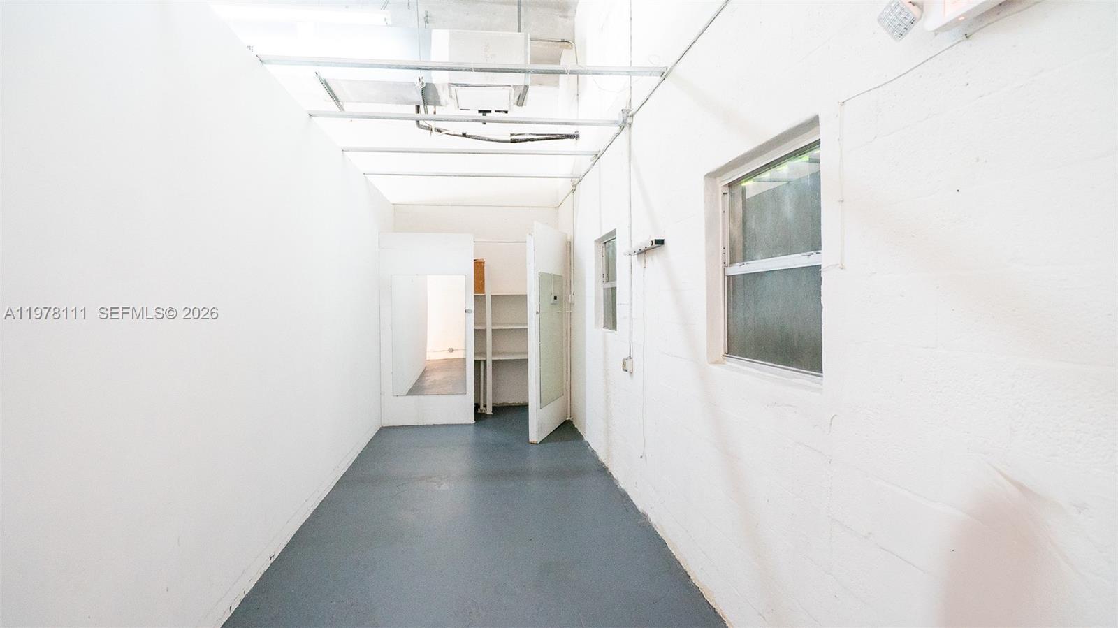 380  /   кв.футов $ 2026-03-06 0 Фото