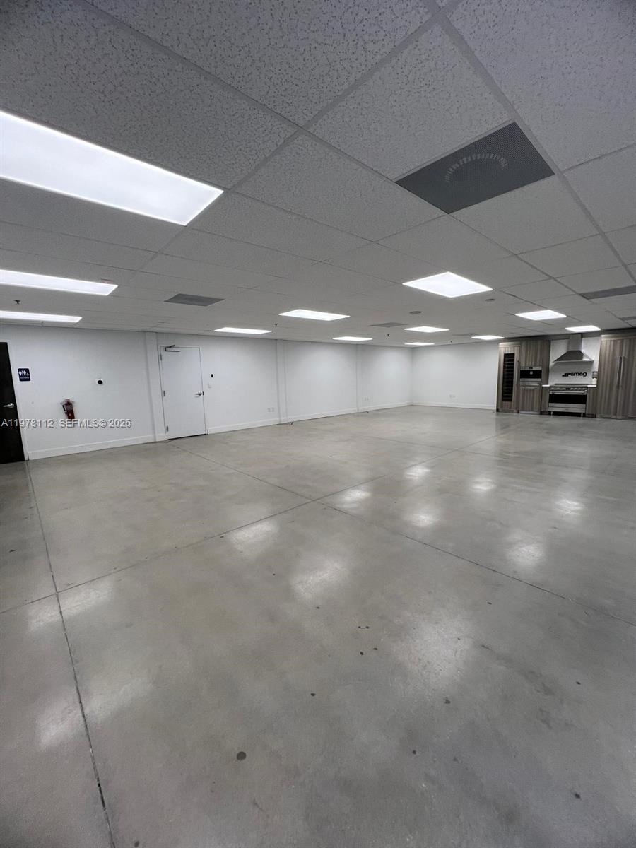 109  /   sq. ft. $ 2026-03-06 0 foto