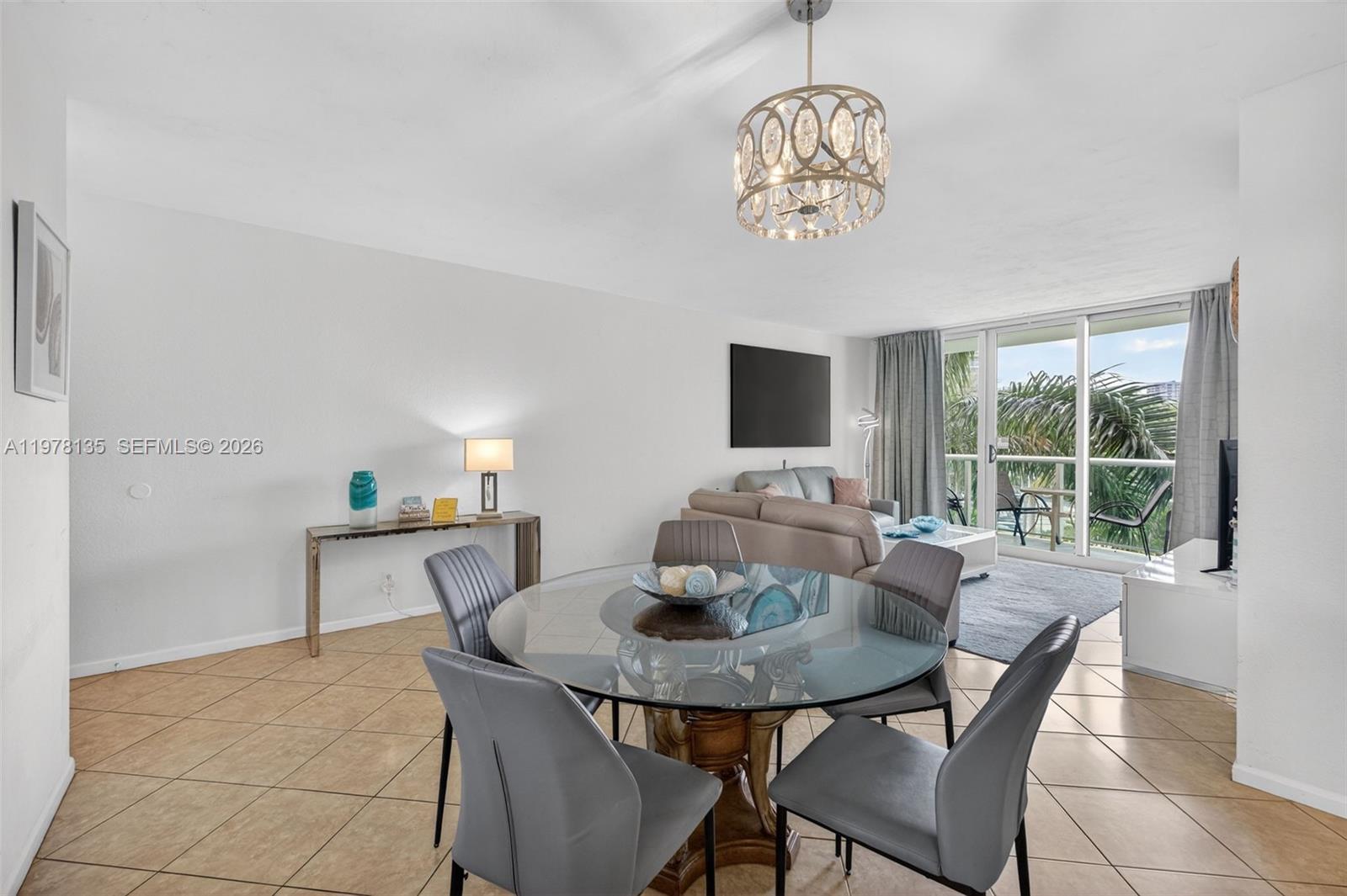 Photo of 3801 Ocean Dr  #4R, Hollywood, Florida, 33019 - 