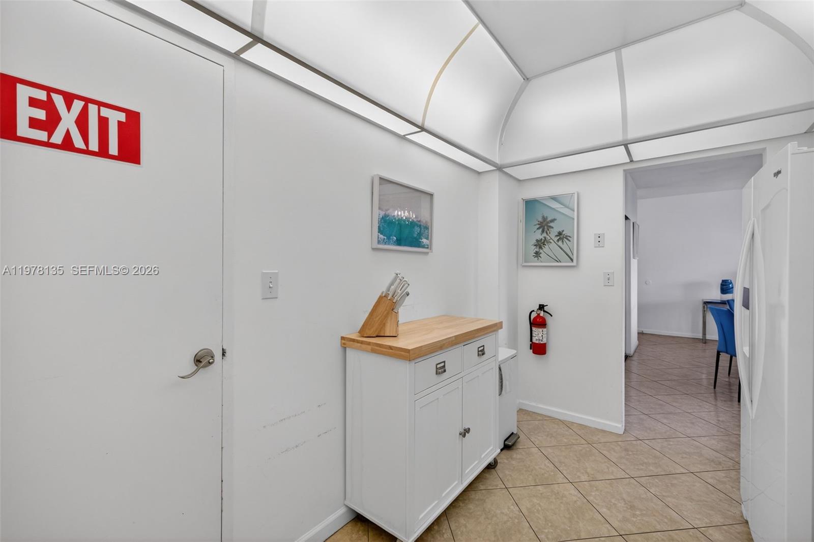 Photo of 3801 Ocean Dr  #4R, Hollywood, Florida, 33019 - 