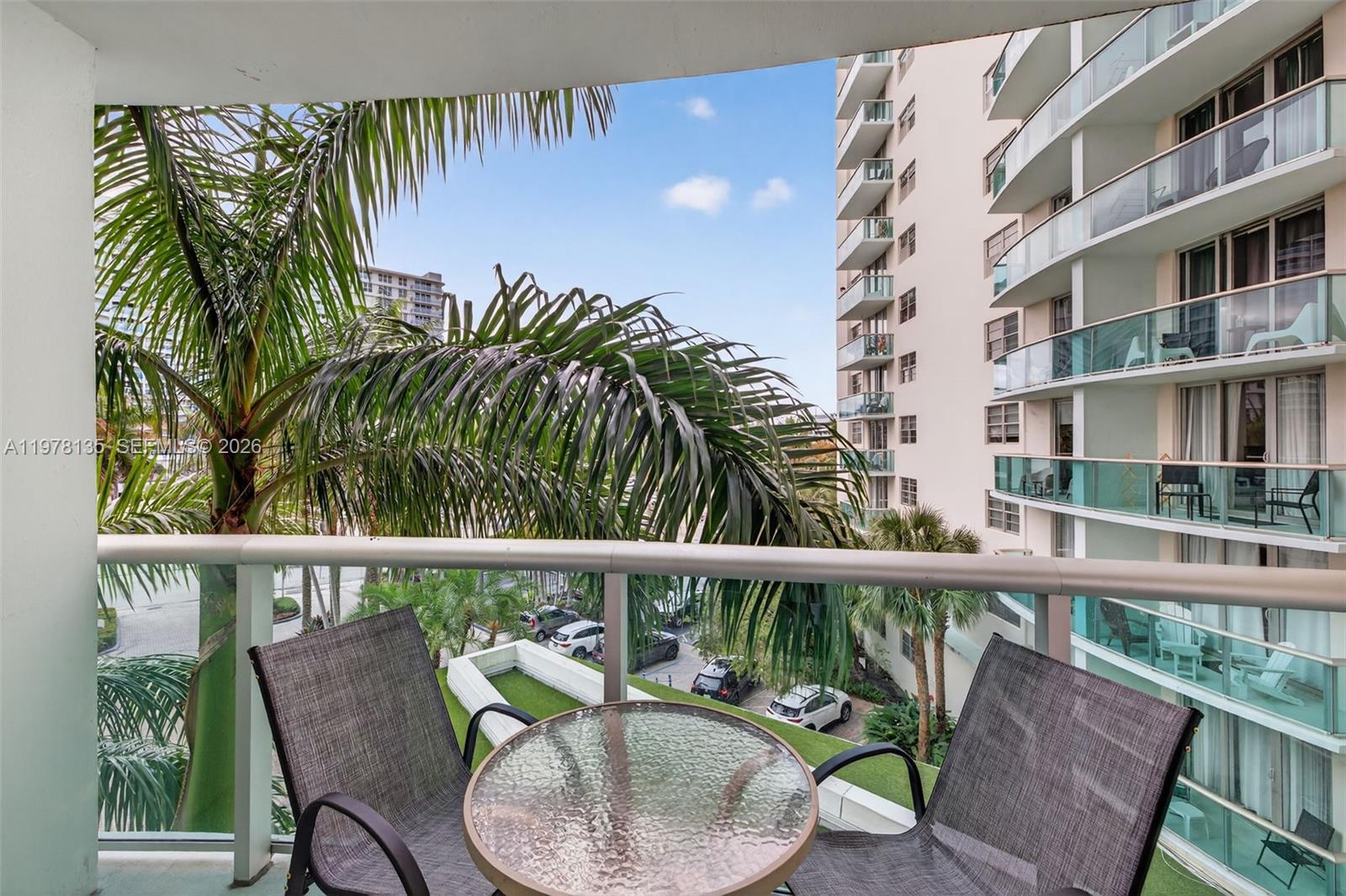 Photo of 3801 Ocean Dr  #4R, Hollywood, Florida, 33019 - 