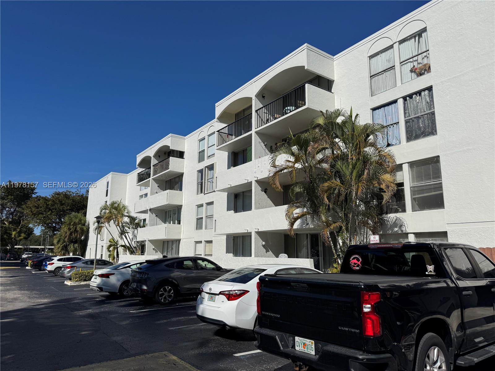108 1 / 1 694 sq. ft. $ 2026-03-06 0 foto