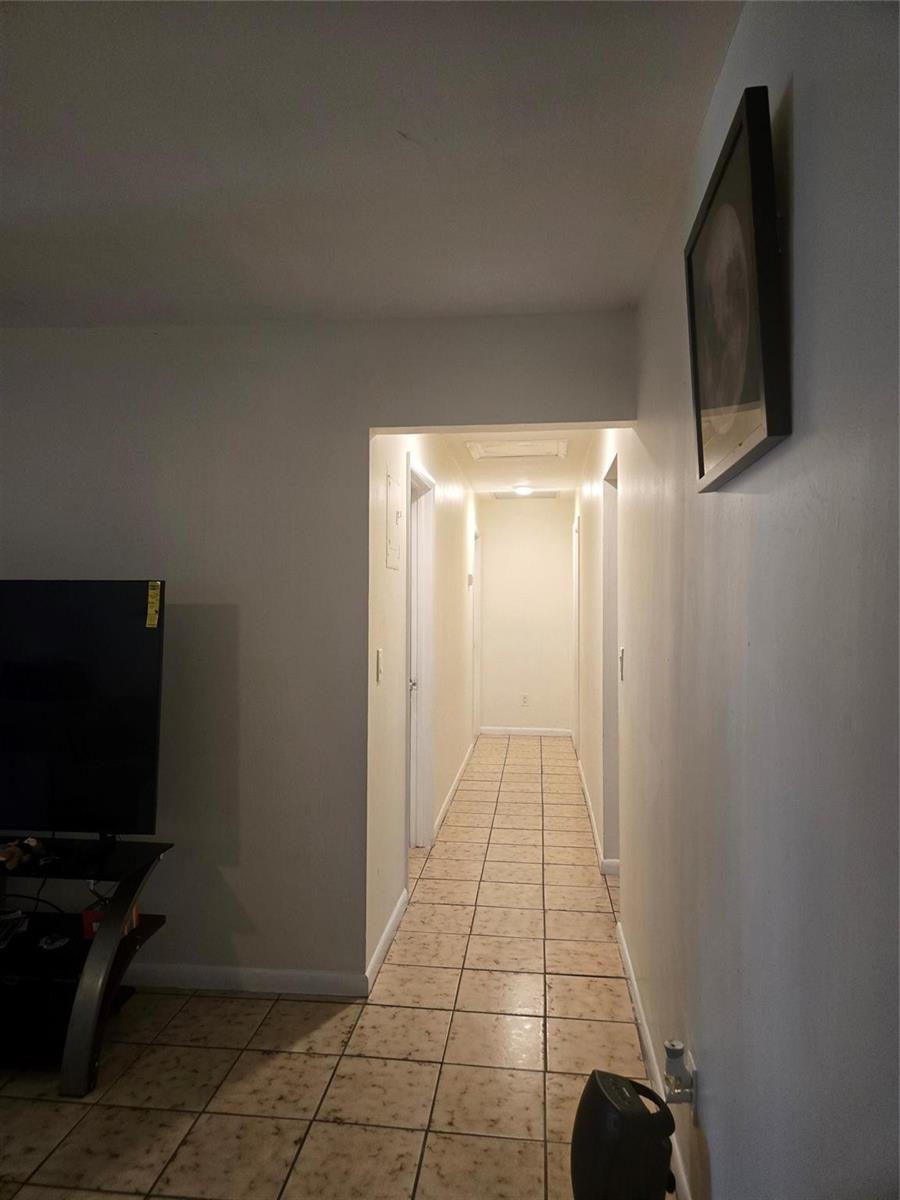   / 0 2410 sq. ft. $ 2026-06-21 0 foto
