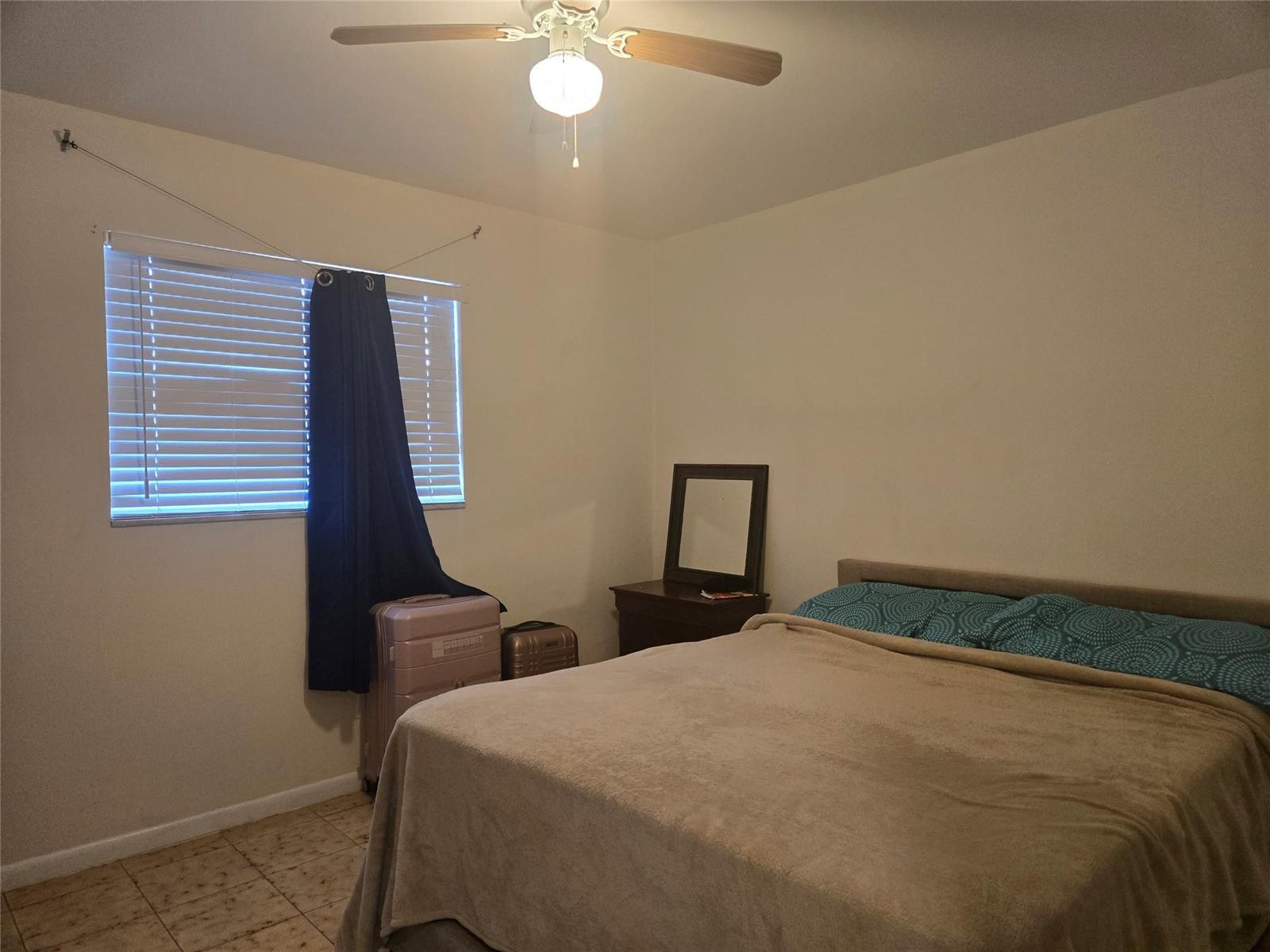  / 0 2410 sq. ft. $ 2026-06-21 0 foto
