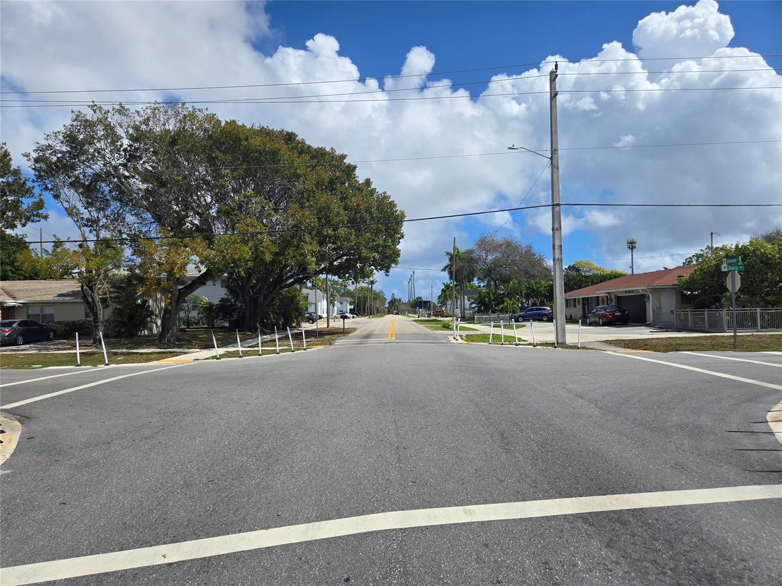   / 0 2410 sq. ft. $ 2026-06-21 0 foto