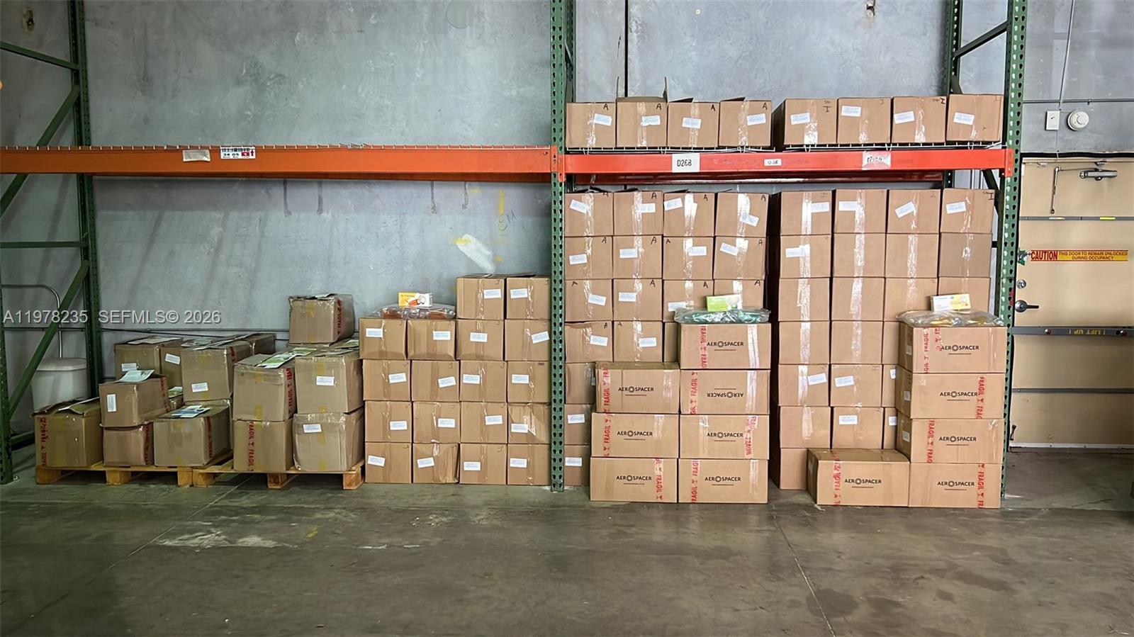 401  /   кв.футов $ 2026-03-06 0 Фото