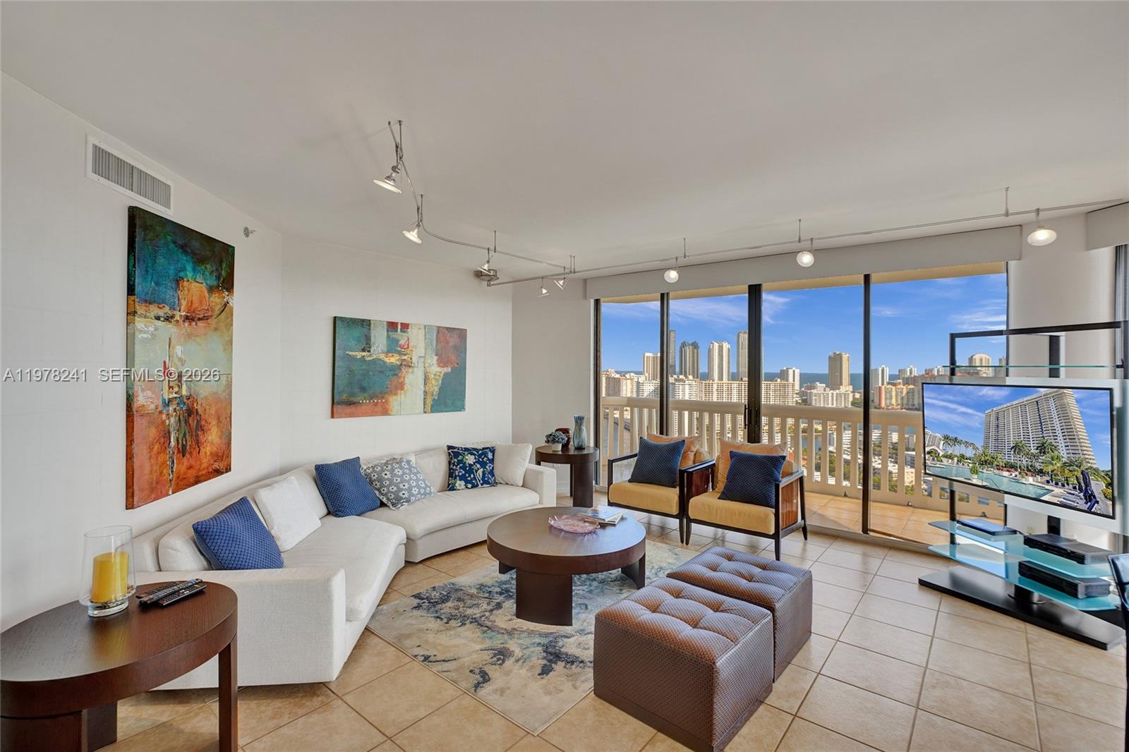 2802 2 / 3 1890 sq. ft. $ 2026-03-06 0 foto