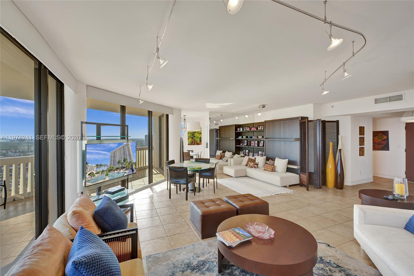 2802 2 / 3 1890 sq. ft. $ 2026-03-06 0 foto