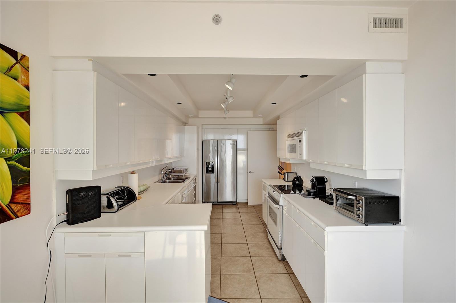 2802 2 / 3 1890 sq. ft. $ 2026-03-06 0 foto