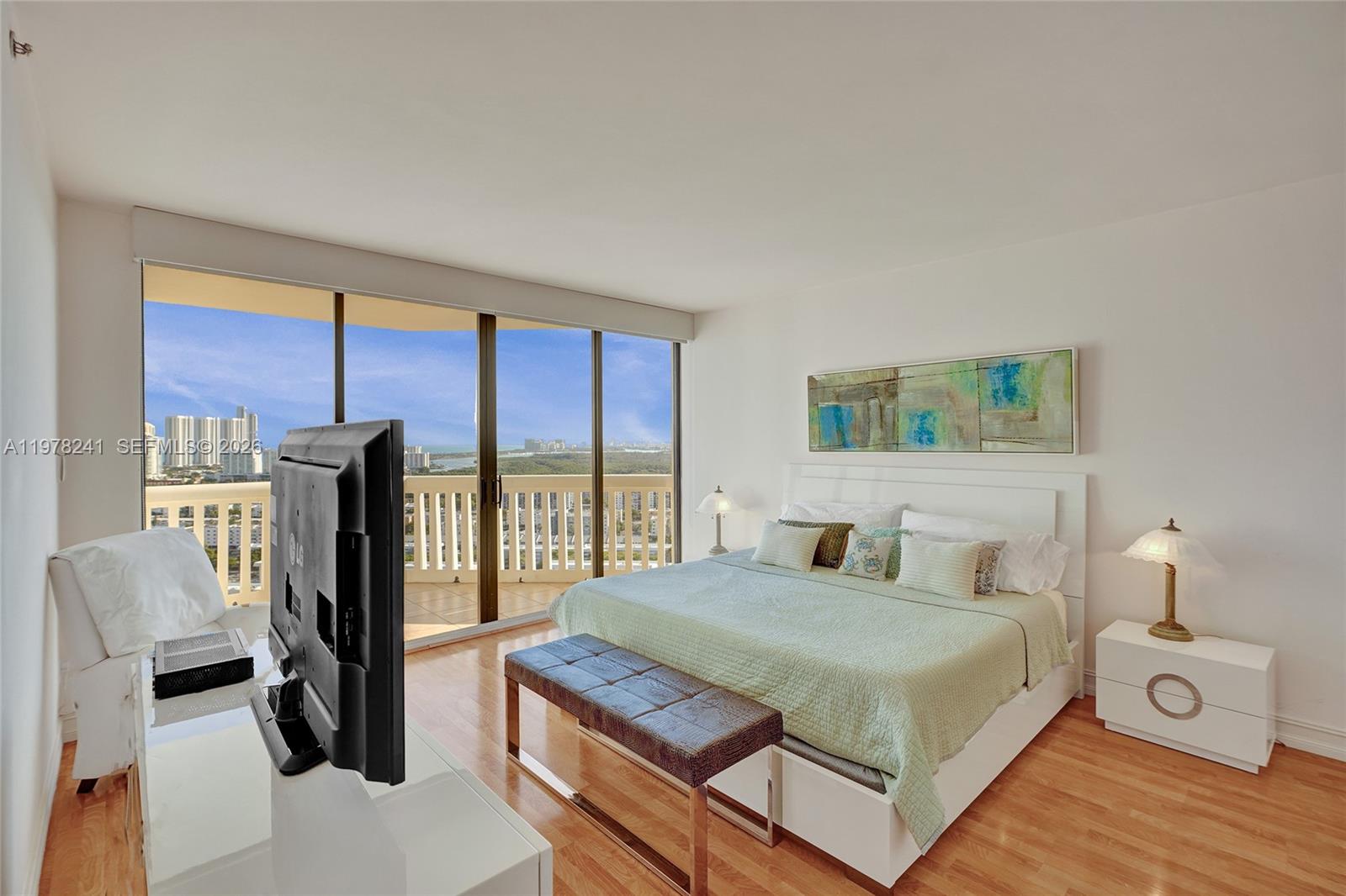 2802 2 / 3 1890 sq. ft. $ 2026-03-06 0 foto