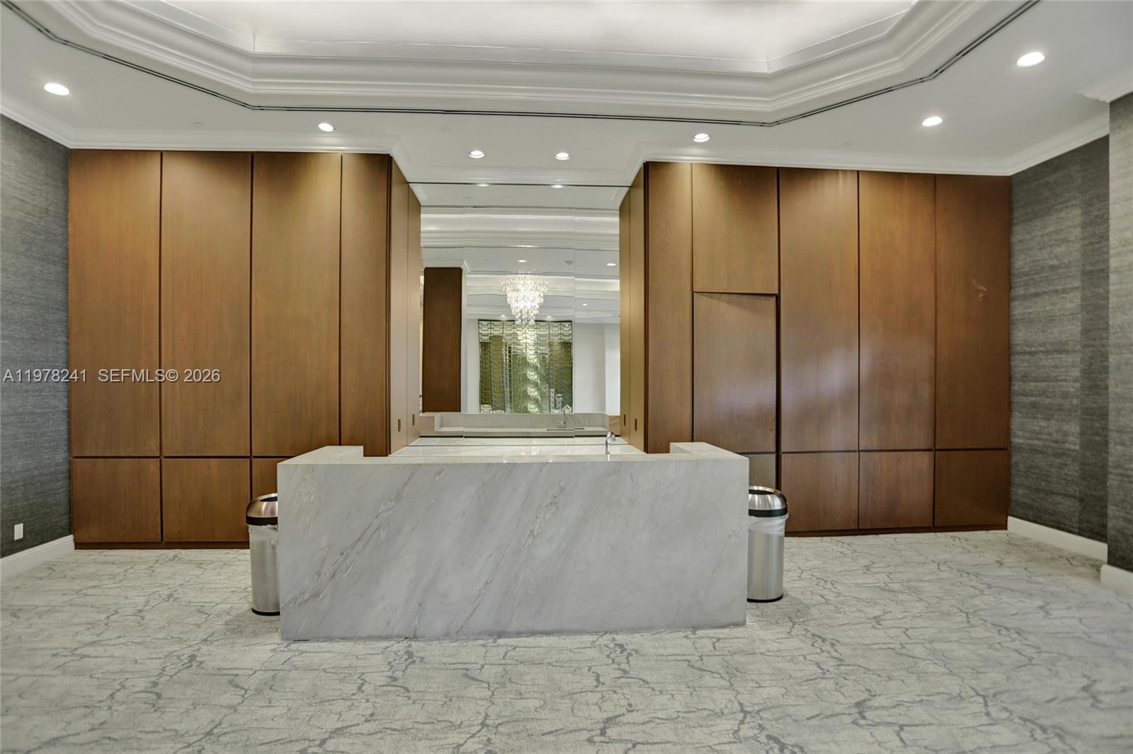 2802 2 / 3 1890 sq. ft. $ 2026-03-06 0 foto