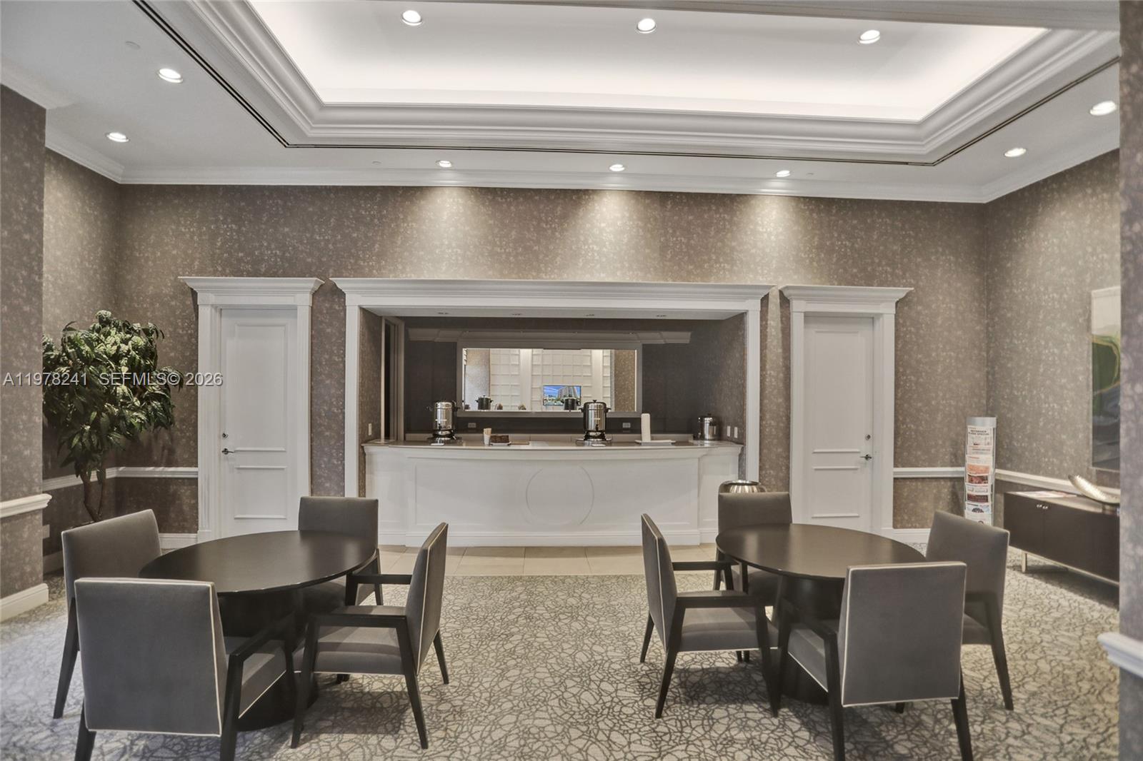 2802 2 / 3 1890 sq. ft. $ 2026-03-06 0 foto