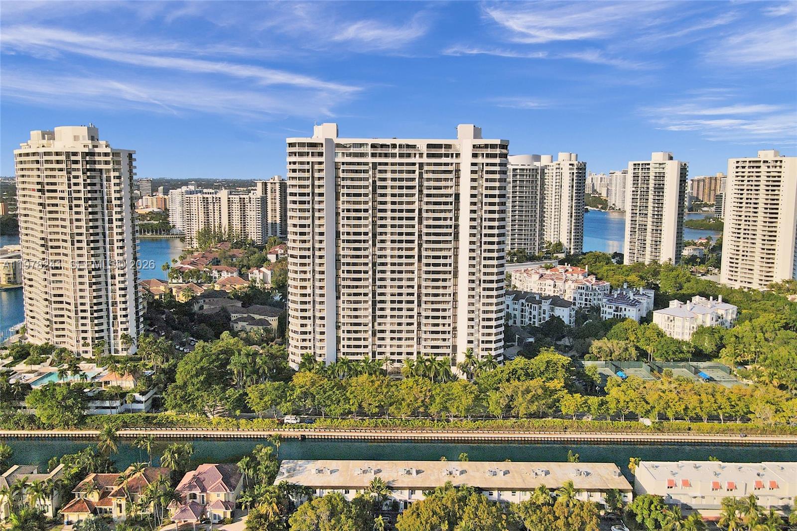 2802 2 / 3 1890 sq. ft. $ 2026-03-06 0 foto