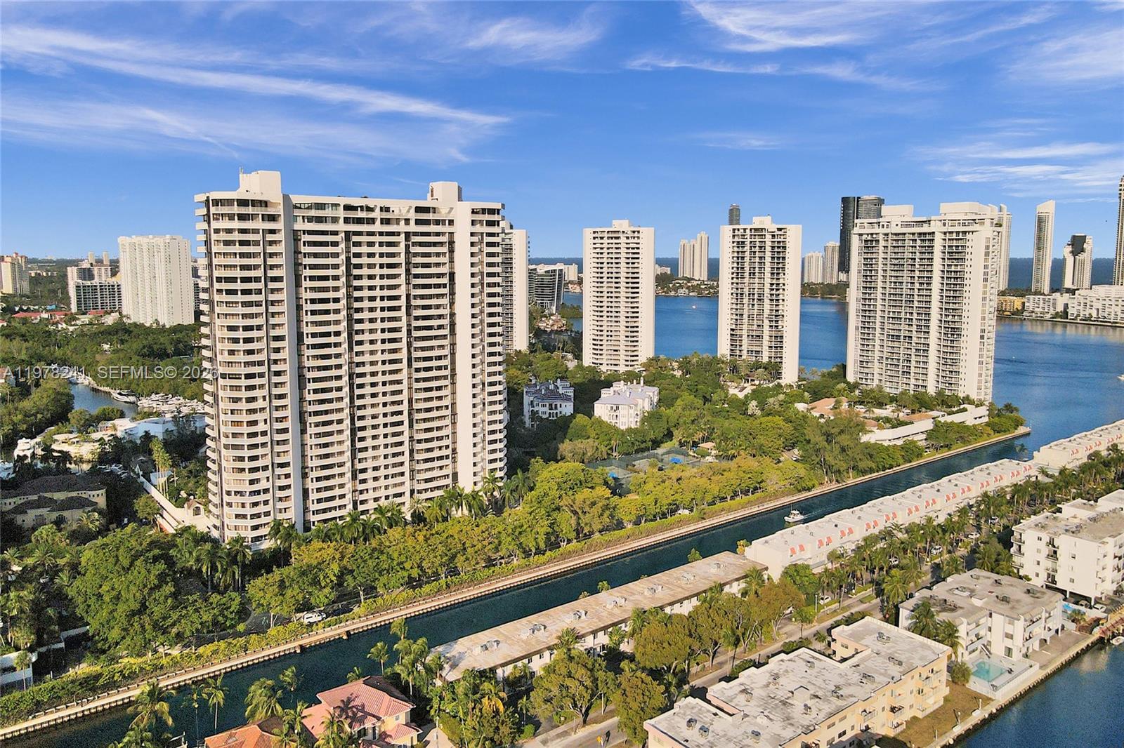 2802 2 / 3 1890 sq. ft. $ 2026-03-06 0 foto