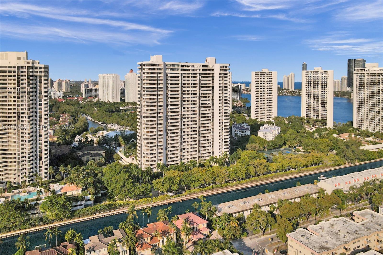 2802 2 / 3 1890 sq. ft. $ 2026-03-06 0 foto