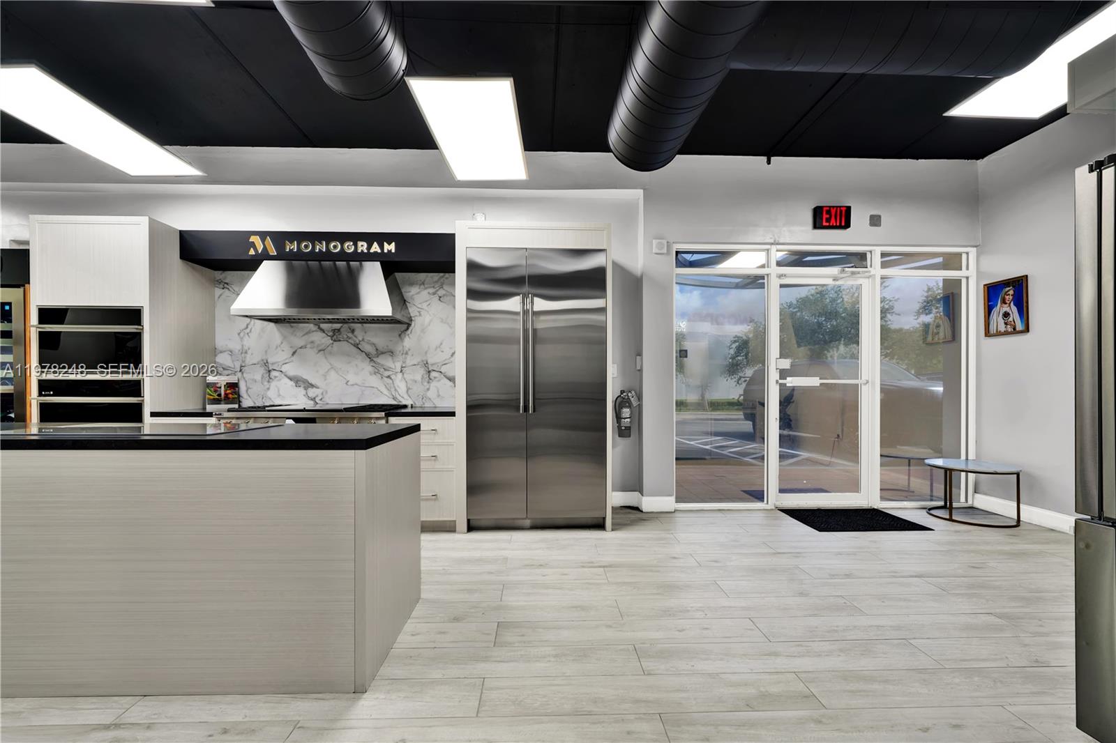 23  /   sq. ft. $ 2026-03-06 0 Photo