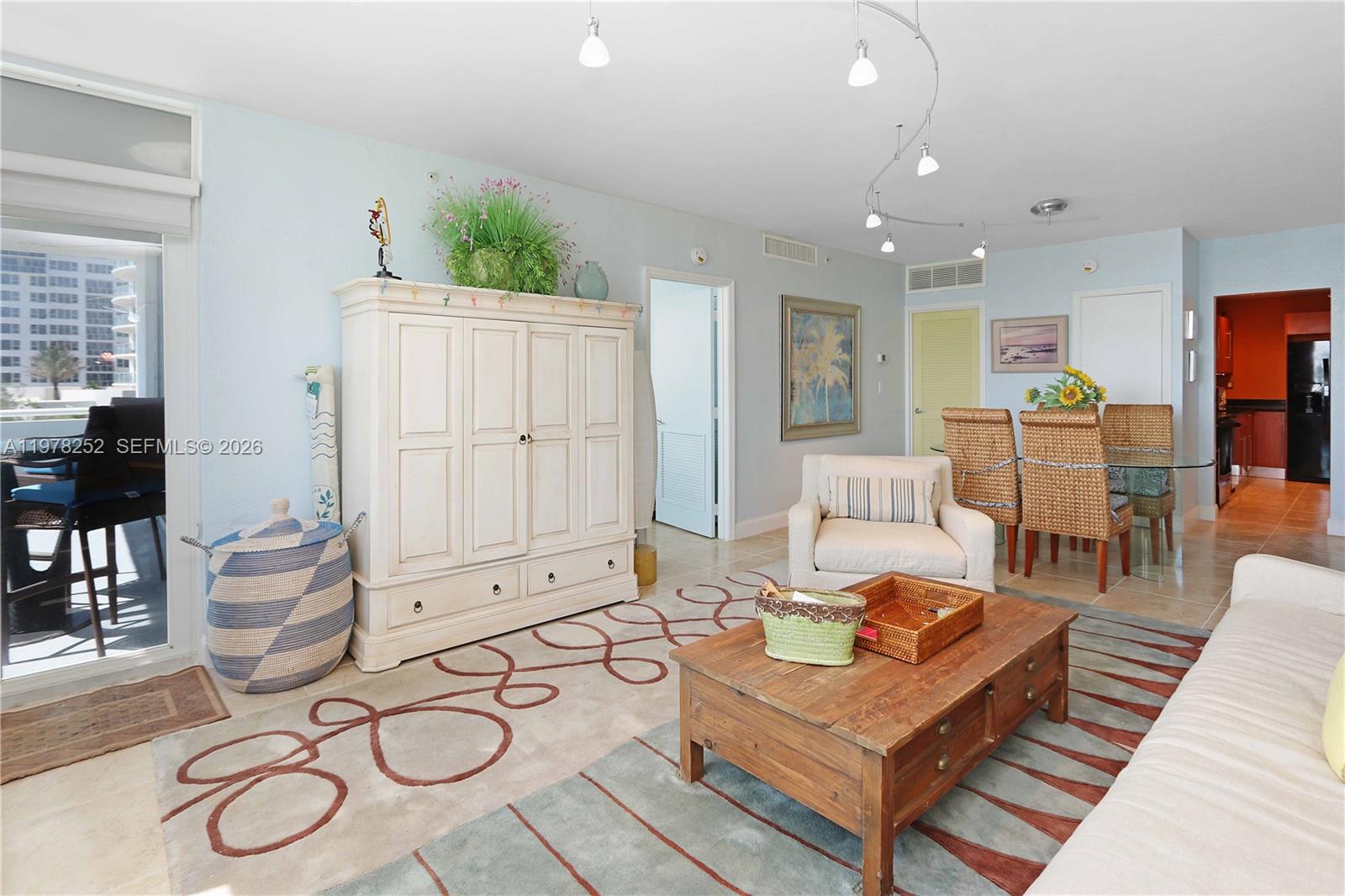 Photo of 3001 Ocean Dr  #411, Hollywood, Florida, 33019 - 