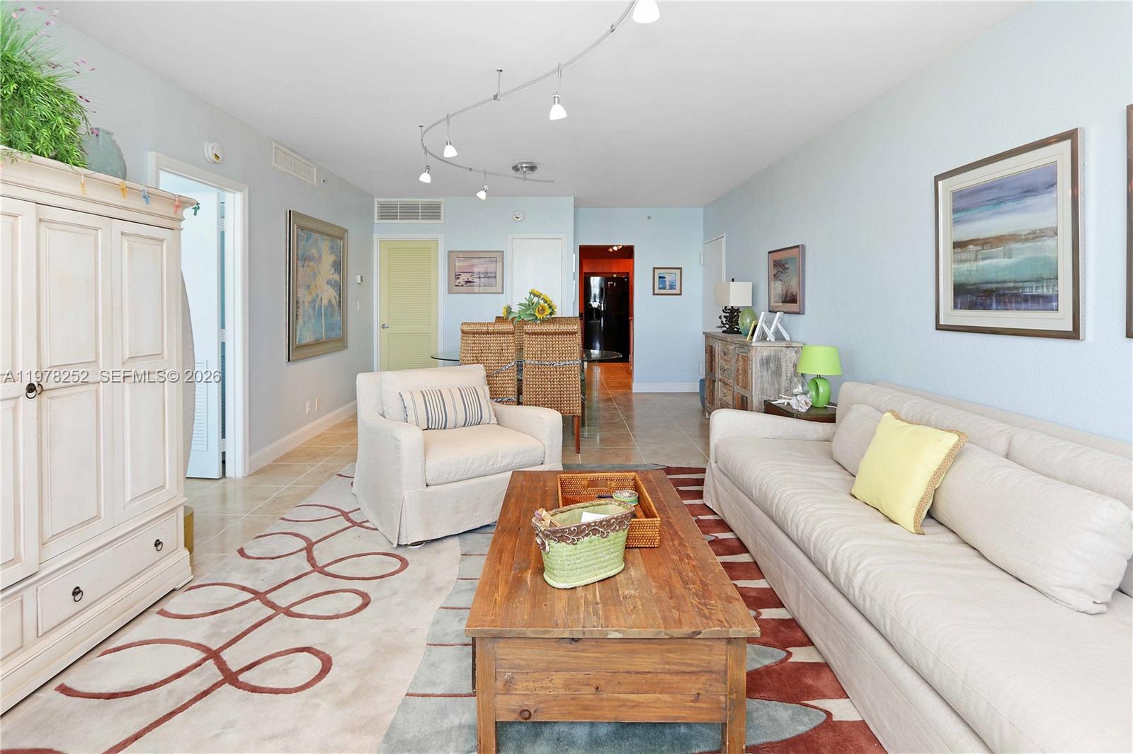 Photo of 3001 Ocean Dr  #411, Hollywood, Florida, 33019 - 