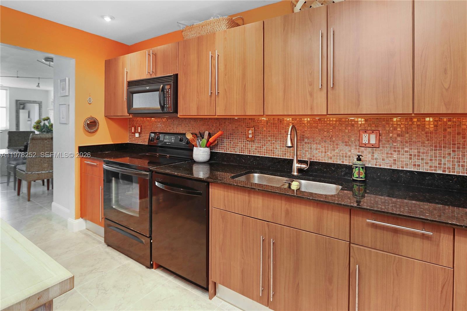 Photo of 3001 Ocean Dr  #411, Hollywood, Florida, 33019 - 