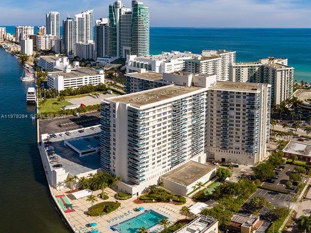 Photo of 3800 Ocean Dr  #1818, Hollywood, Florida, 33019 - 
