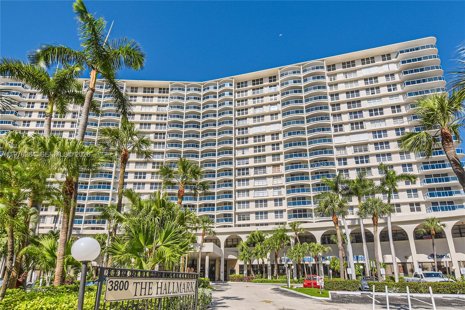 Photo of 3800 Ocean Dr  #1818, Hollywood, Florida, 33019 - 