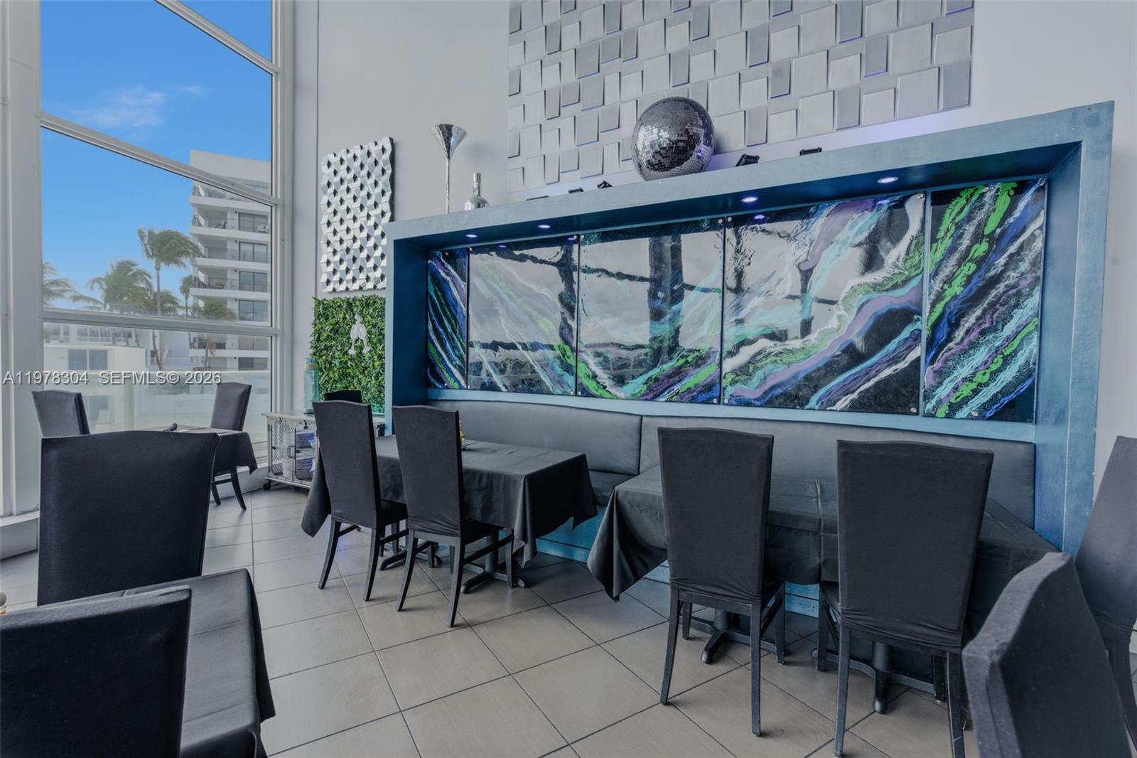 L6 & CU2A  /   sq. ft. $ 2026-03-06 0 foto