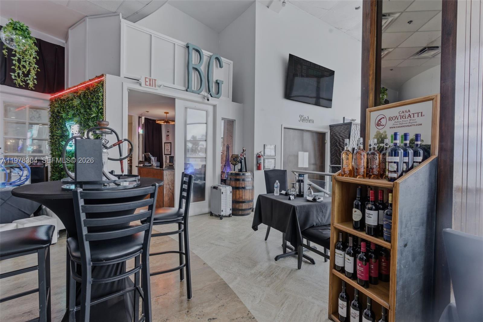 L6 & CU2A  /   sq. ft. $ 2026-03-06 0 foto