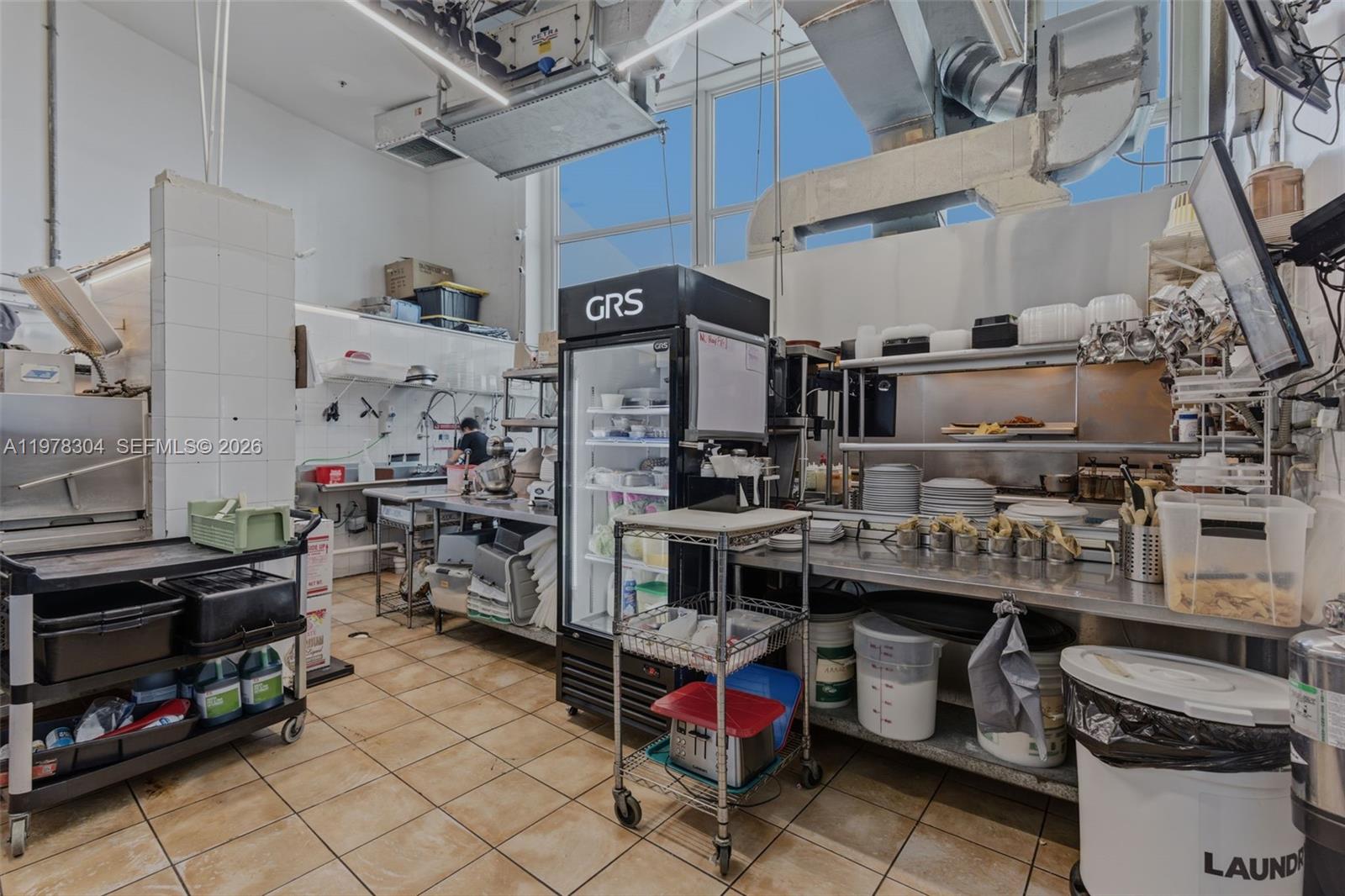 L6 & CU2A  /   sq. ft. $ 2026-03-06 0 foto