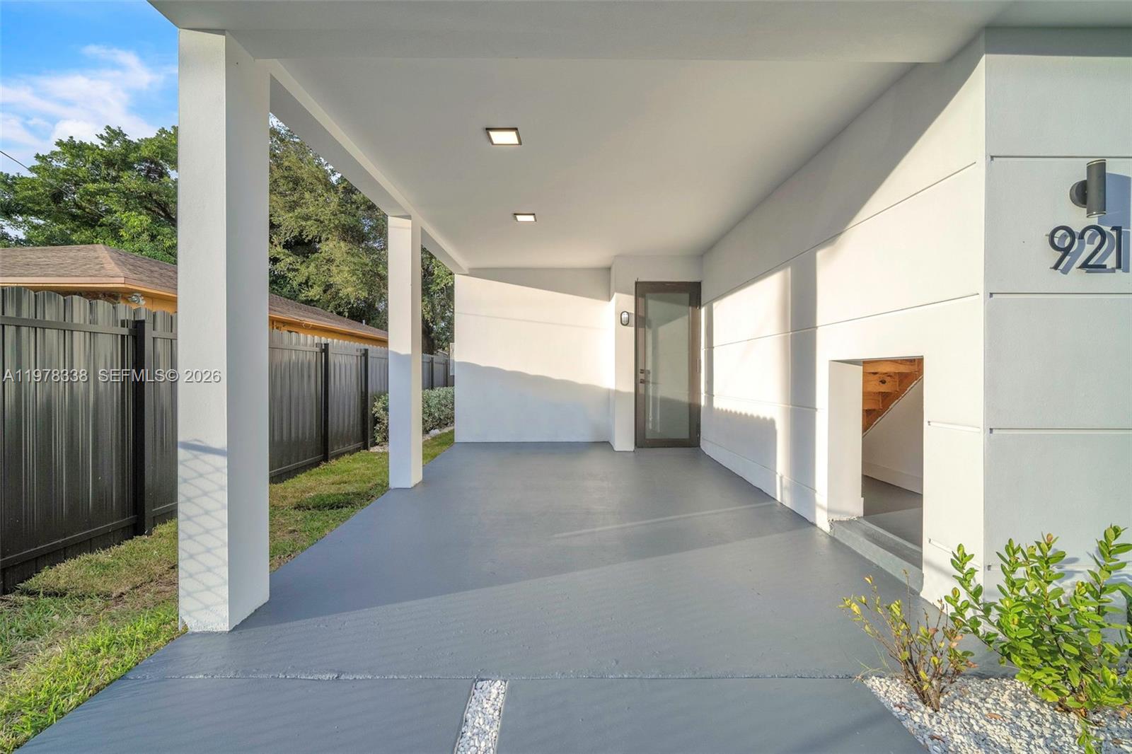   /  0 sq. ft. $ 2026-03-06 0 foto