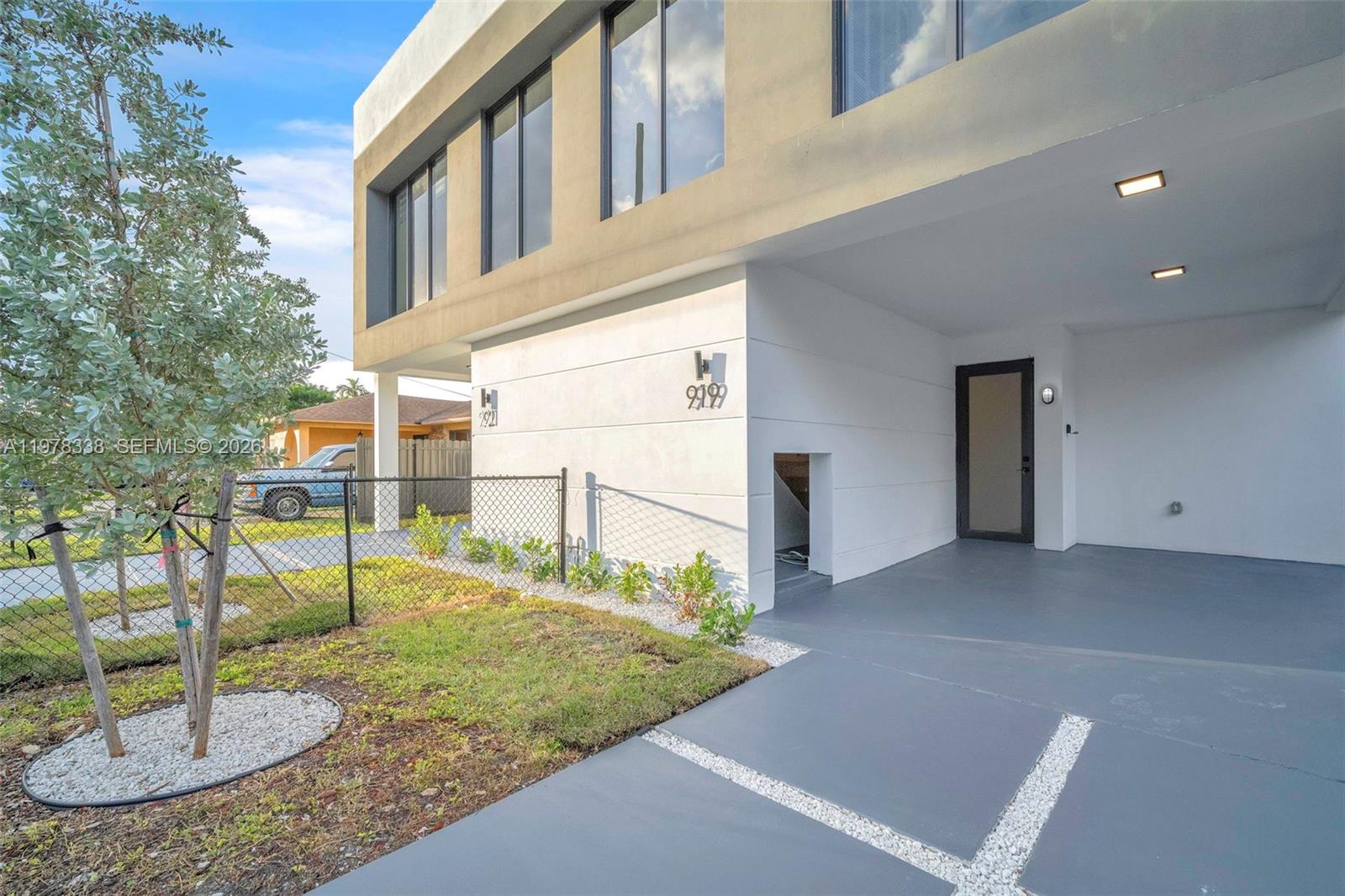   /  0 sq. ft. $ 2026-03-06 0 foto