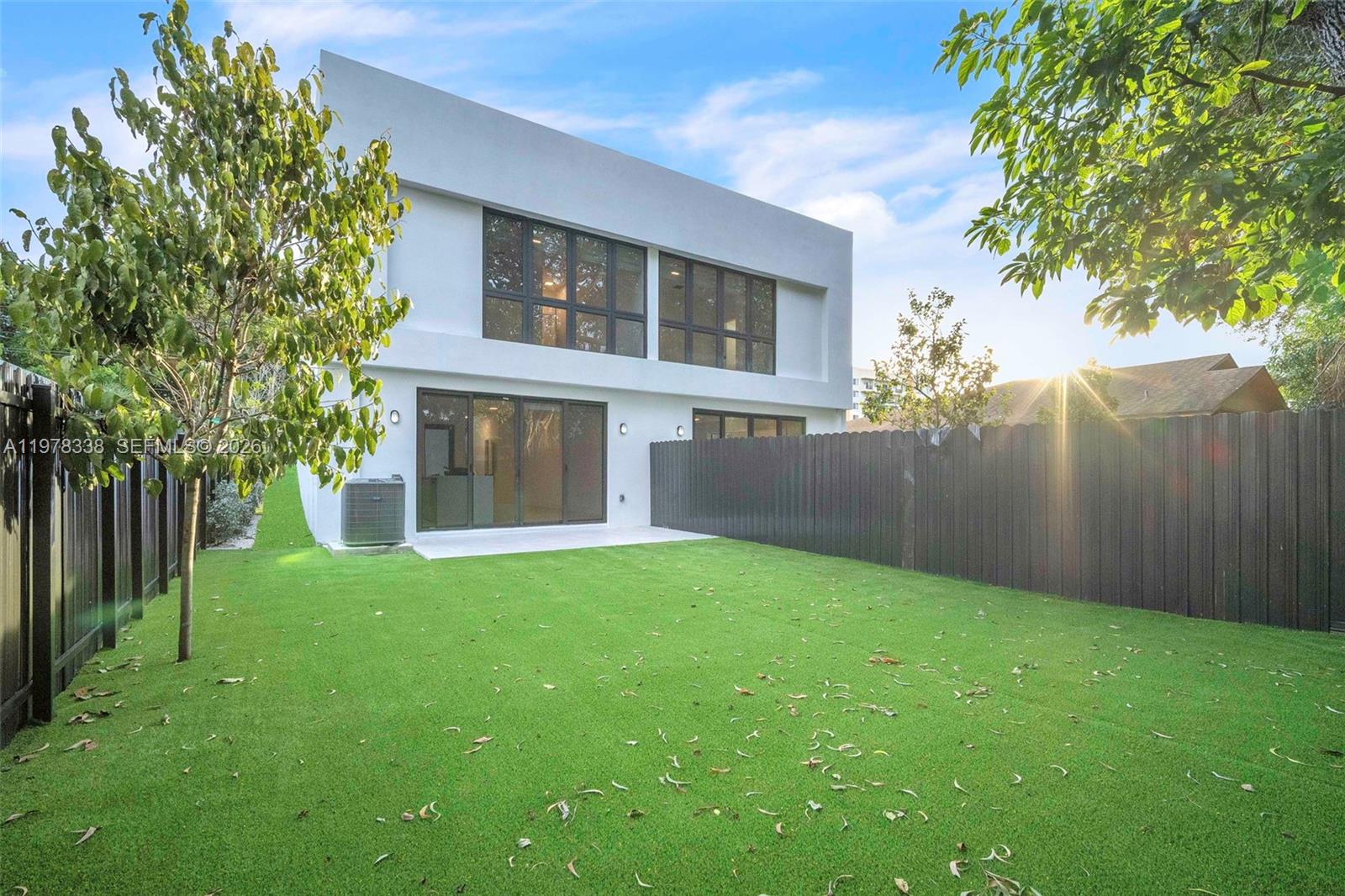   /  0 sq. ft. $ 2026-03-06 0 foto