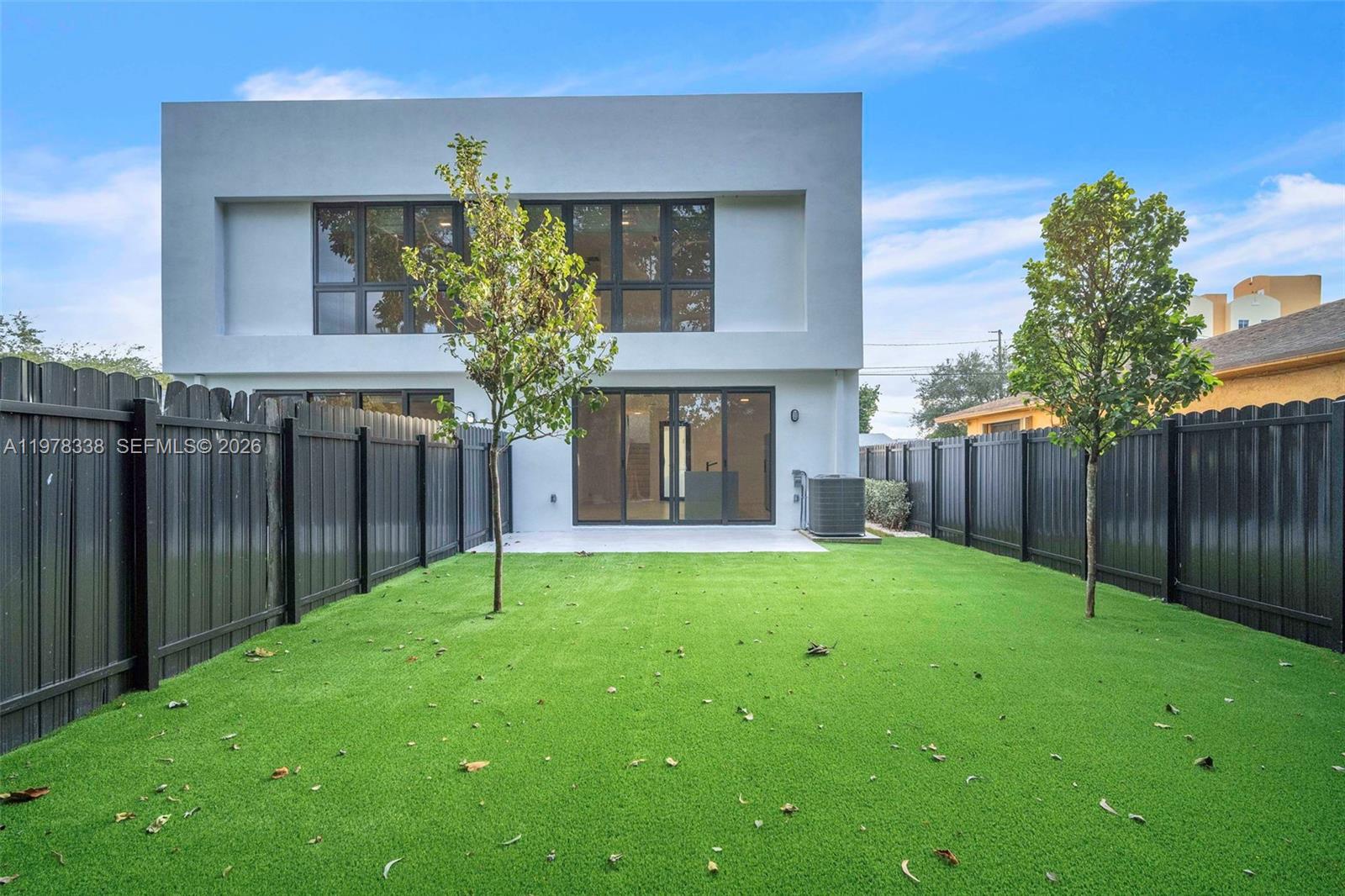   /  0 sq. ft. $ 2026-03-06 0 foto