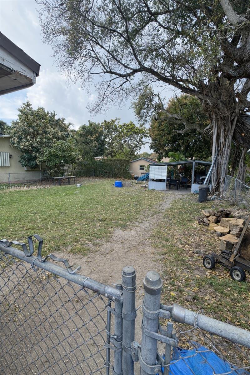   /  1404 sq. ft. $ 2026-03-06 0 foto