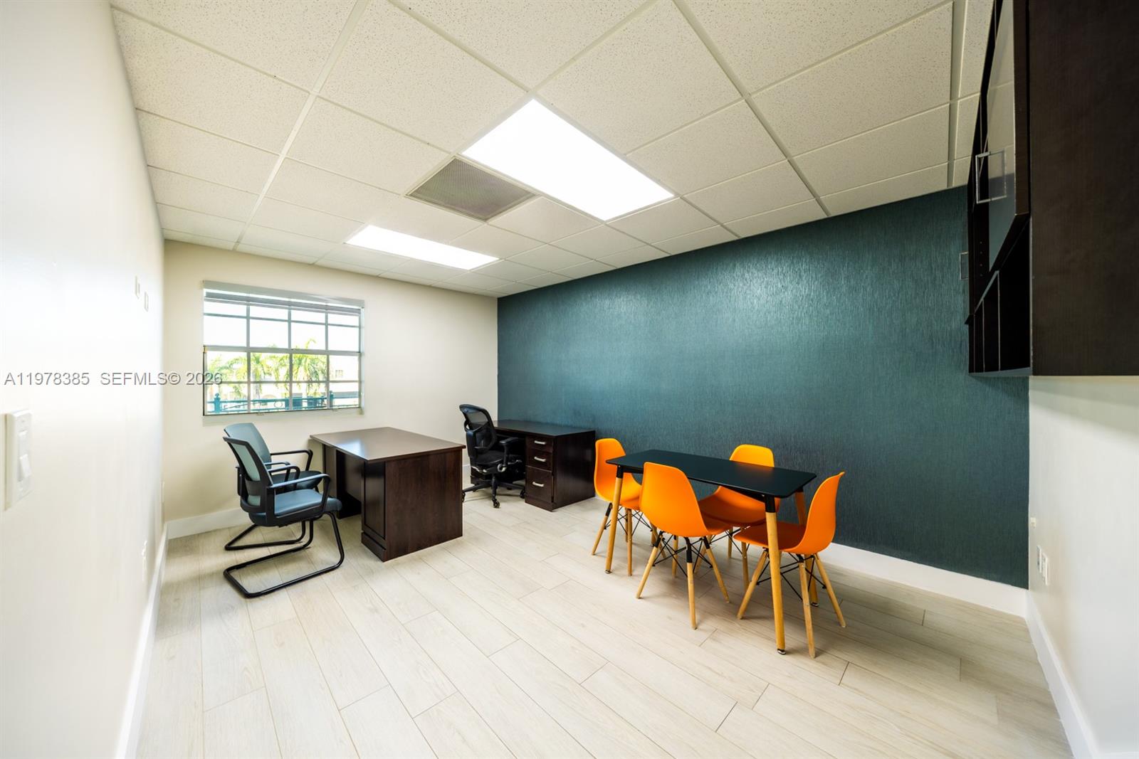 Ver detalles / sq. ft. $ 2026-03-06 0 foto