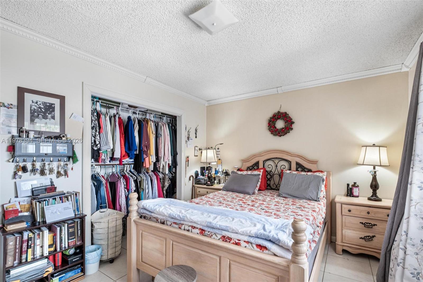   /  3212 кв.футов $ 2026-03-06 0 Фото