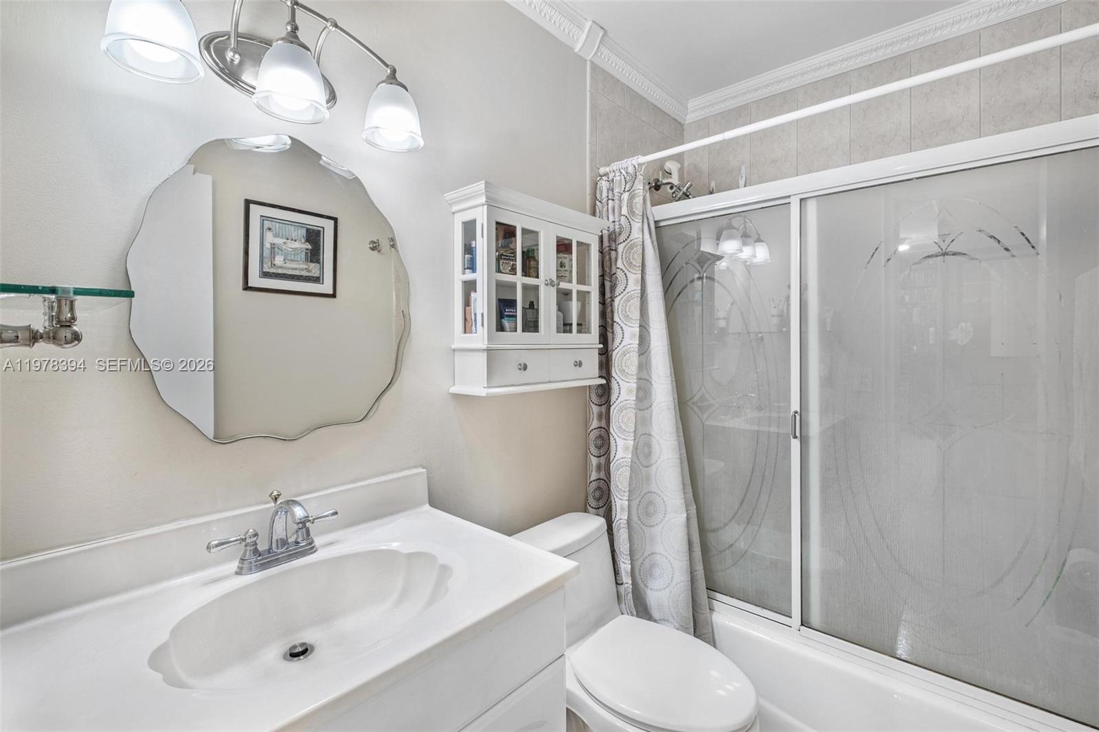   /  3212 кв.футов $ 2026-03-06 0 Фото