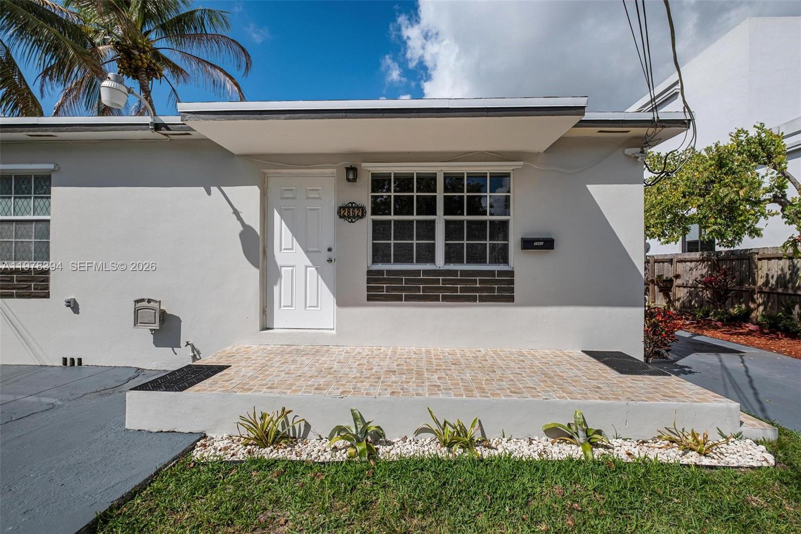   /  3212 кв.футов $ 2026-03-06 0 Фото