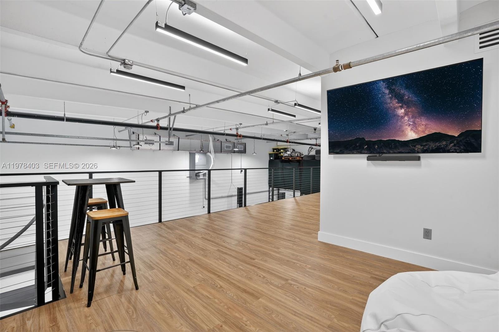 4A  /   кв.футов $ 2026-03-06 0 Фото