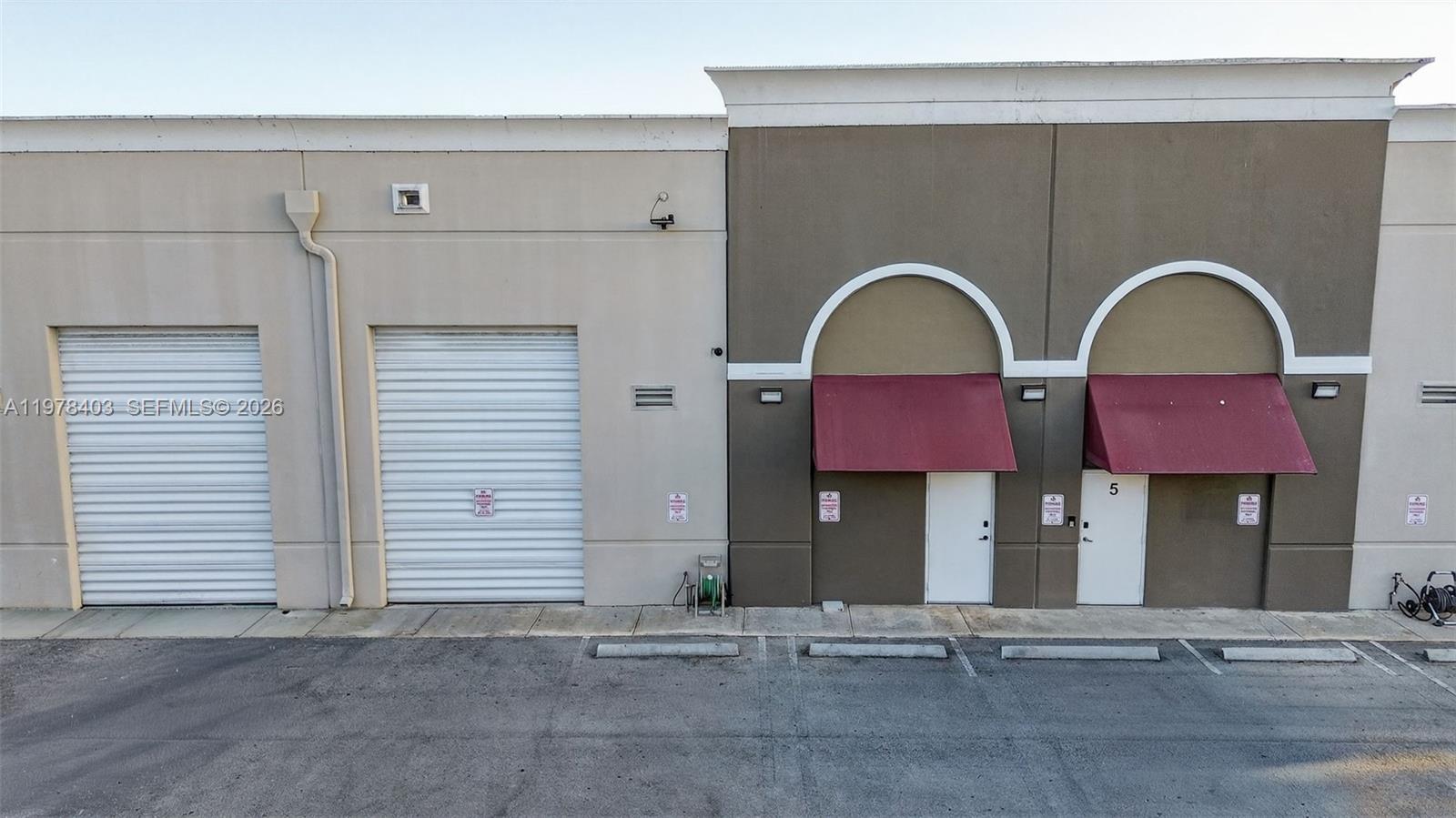 4A  /   кв.футов $ 2026-03-06 0 Фото