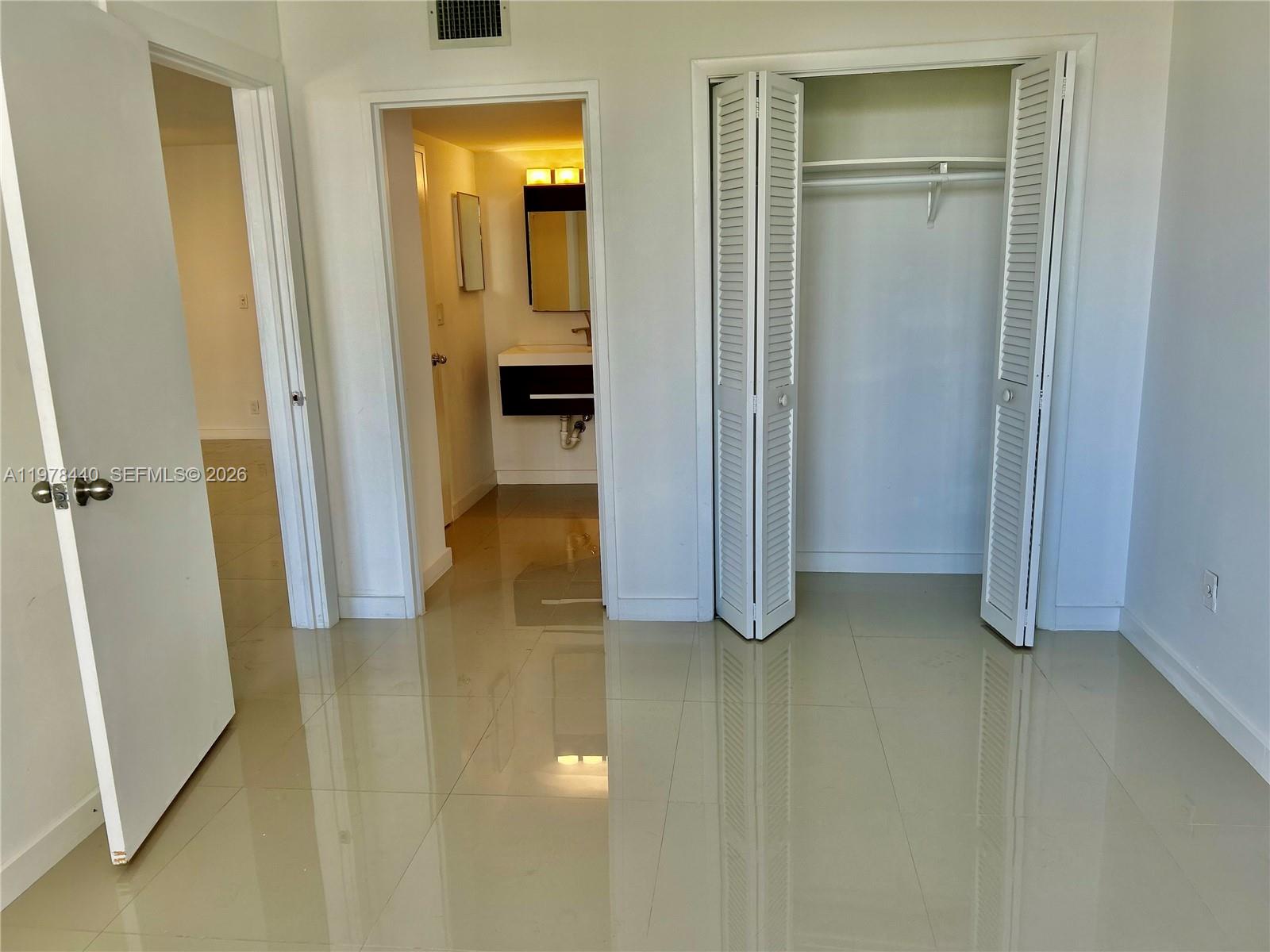 Photo of 500 Three Islands Blvd  #223, Hallandale Beach, Florida, 33009 - second bathroom