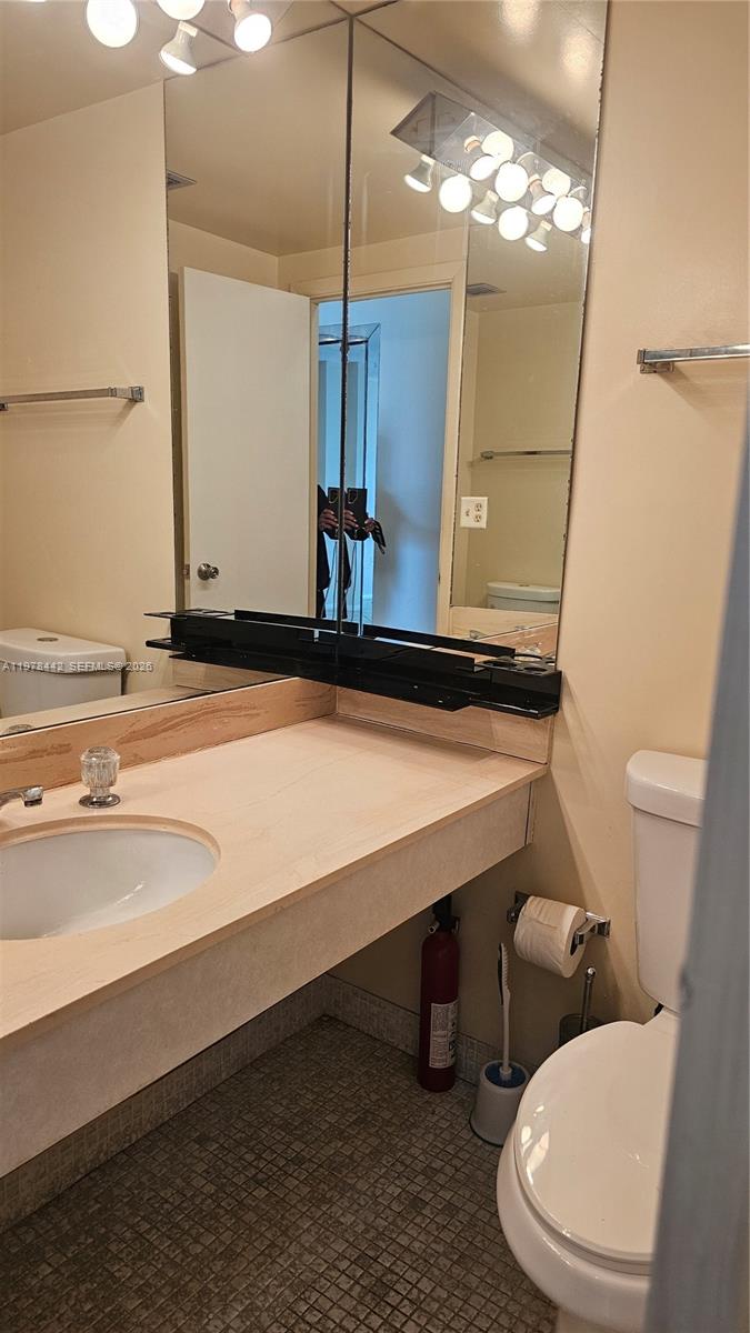 14L 1 / 2 870 sq. ft. $ 2026-03-07 0 Photo