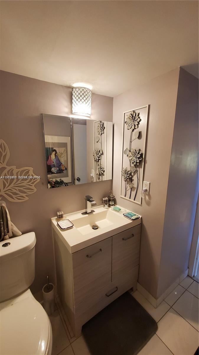 Photo of 2030 Ocean Dr  #401, Hallandale Beach, Florida, 33009 - 