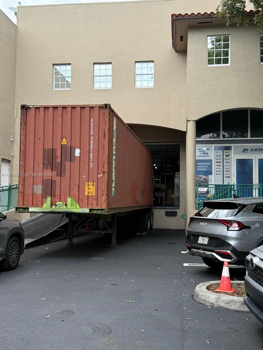 113  /   sq. ft. $ 2026-03-07 0 foto