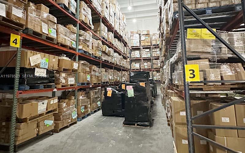 113  /   sq. ft. $ 2026-03-07 0 foto