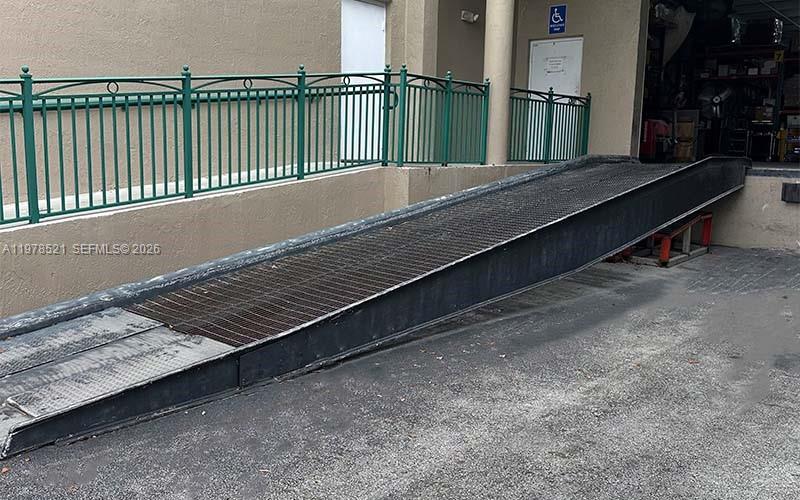 113  /   sq. ft. $ 2026-03-07 0 foto