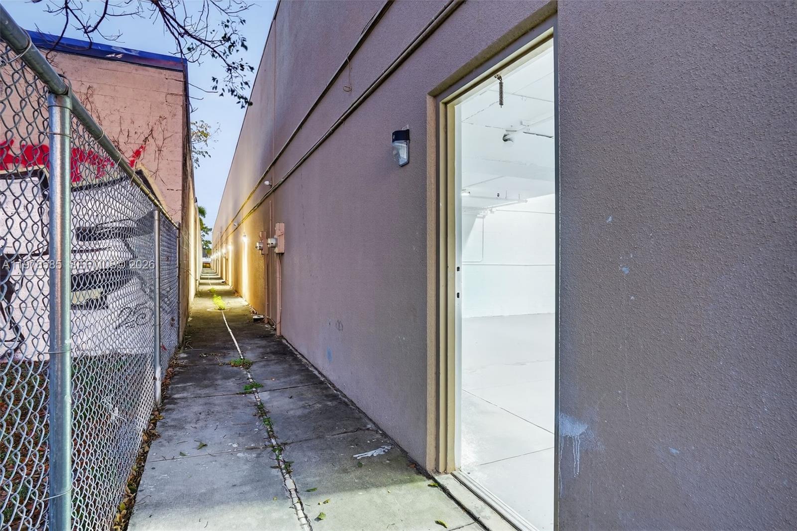 119  /   sq. ft. $ 2026-03-07 0 foto